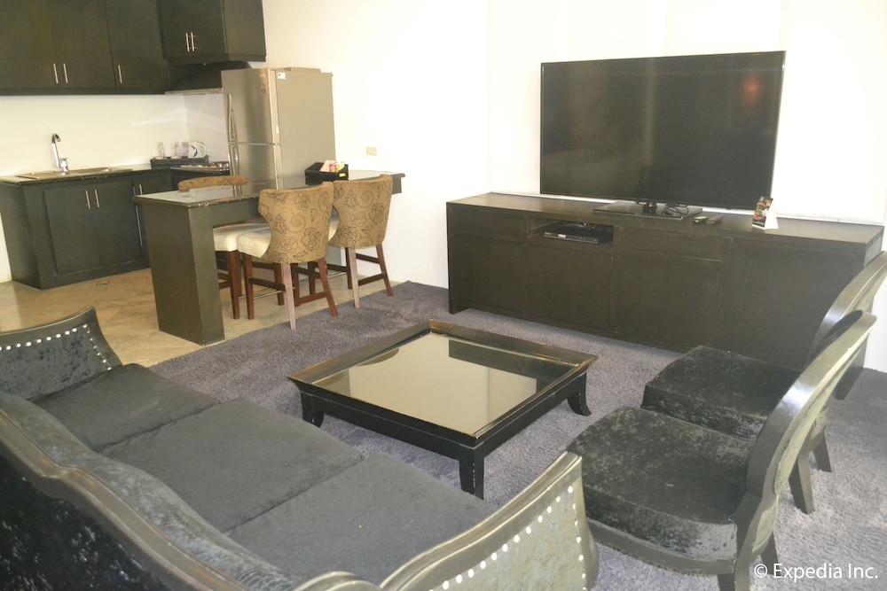 Residential Suite photo 3