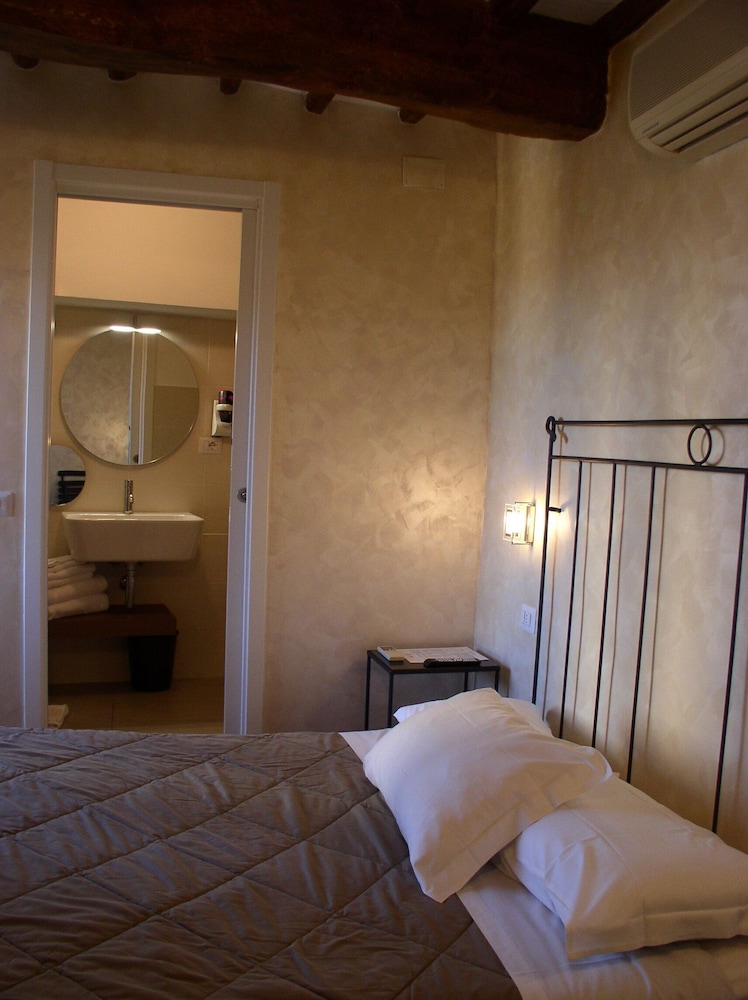 City Room