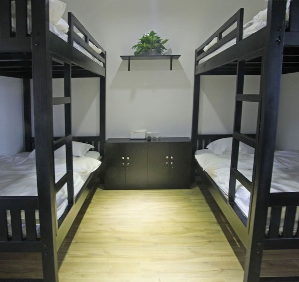 Comfort Family Room - Photo 4