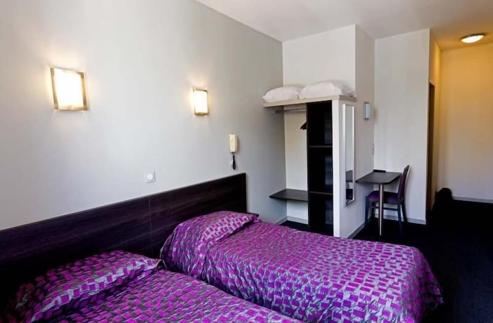 Double Room - Photo 3