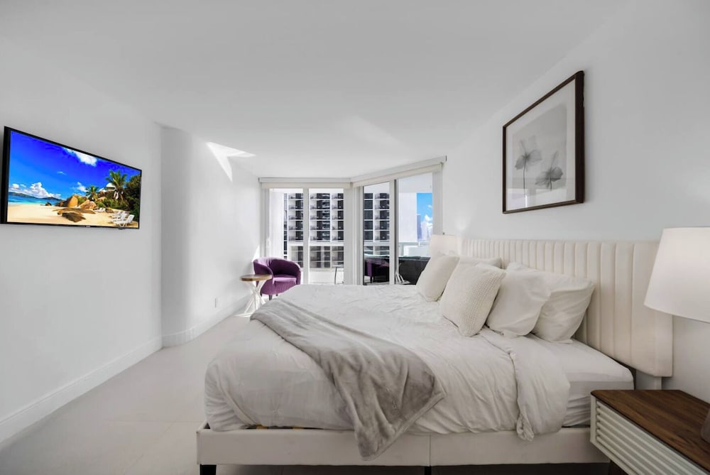Deluxe Apartment, 3 Bedrooms, Bay View photo 2