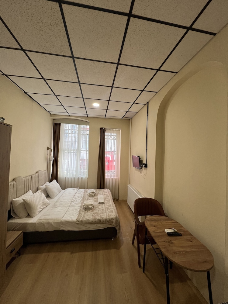 Junior Studio Suite photo 1