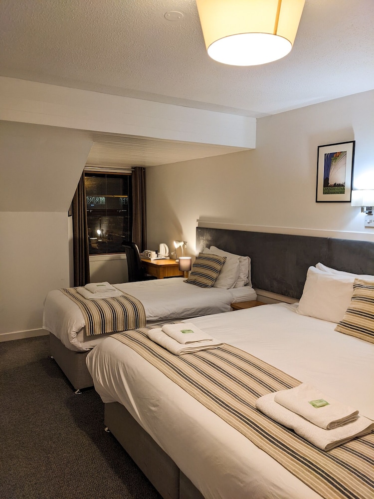 Family Room (Ferry Inn)