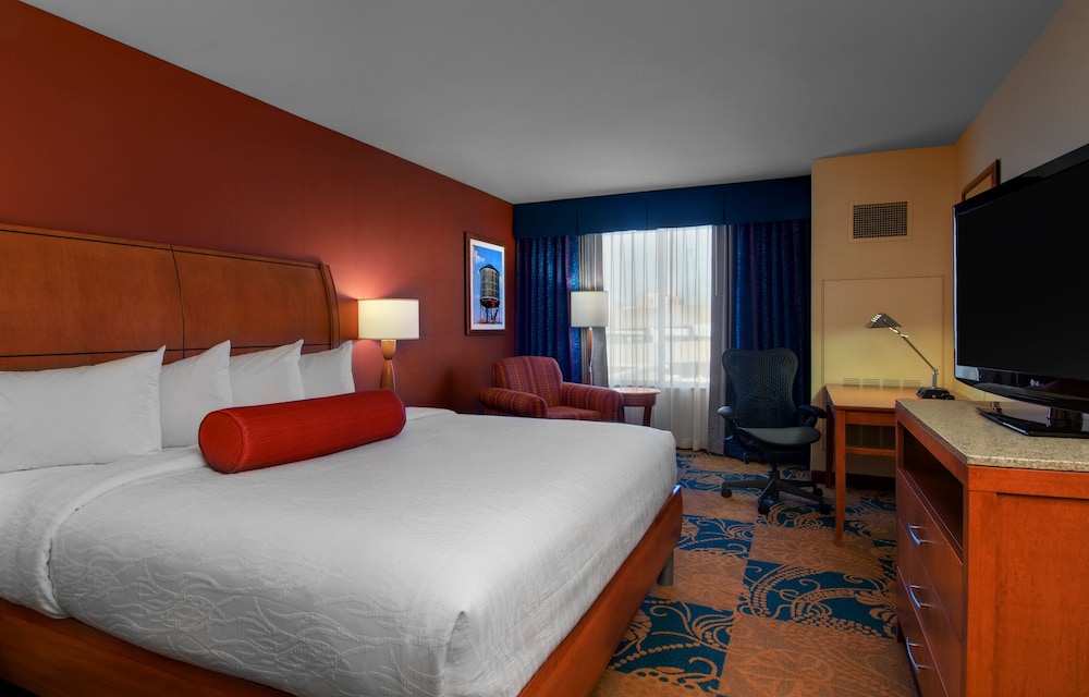 Room - Photo 2