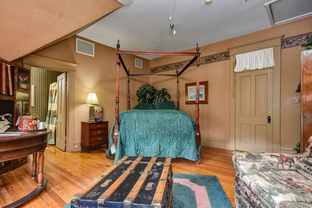 Suite (Hunt) photo 2