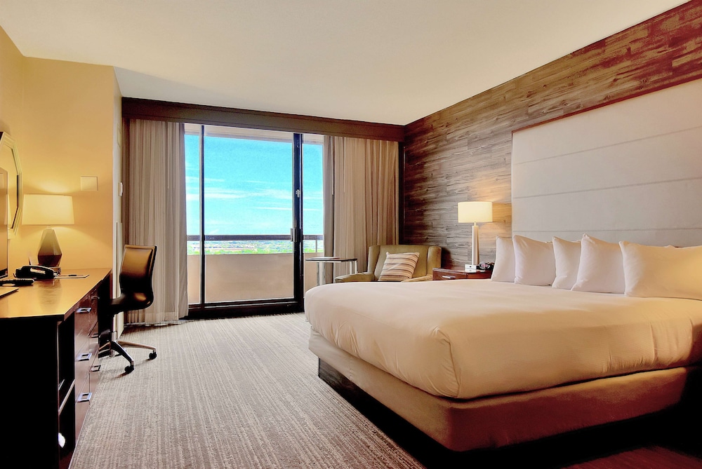 Room, 1 King Bed, Non Smoking, Balcony