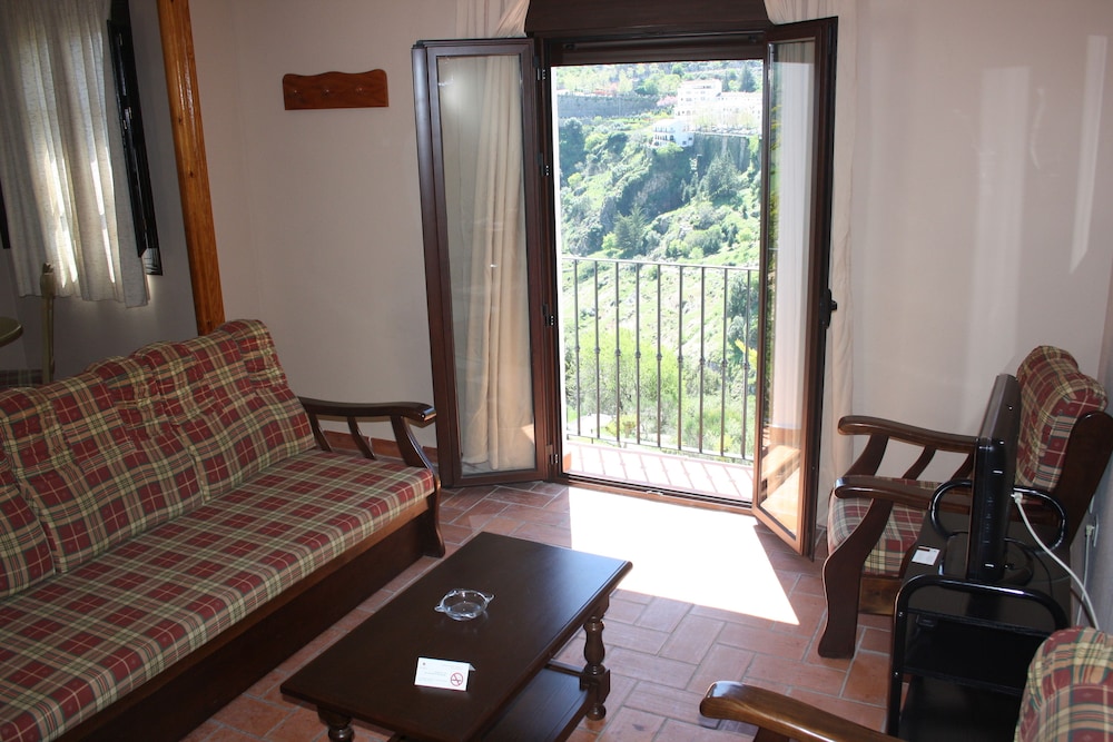 Superior Two Bedroom with View photo 3