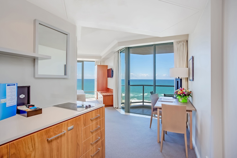 Hotel Deluxe Ocean Studio - Photo 11