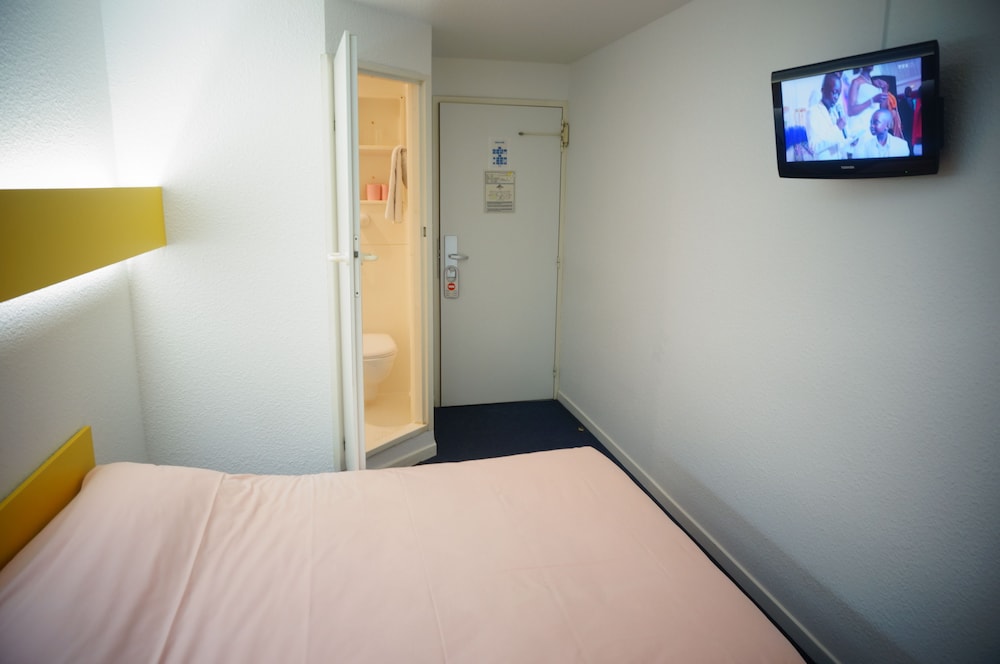 Elite Suite, Jetted Tub - Photo 22