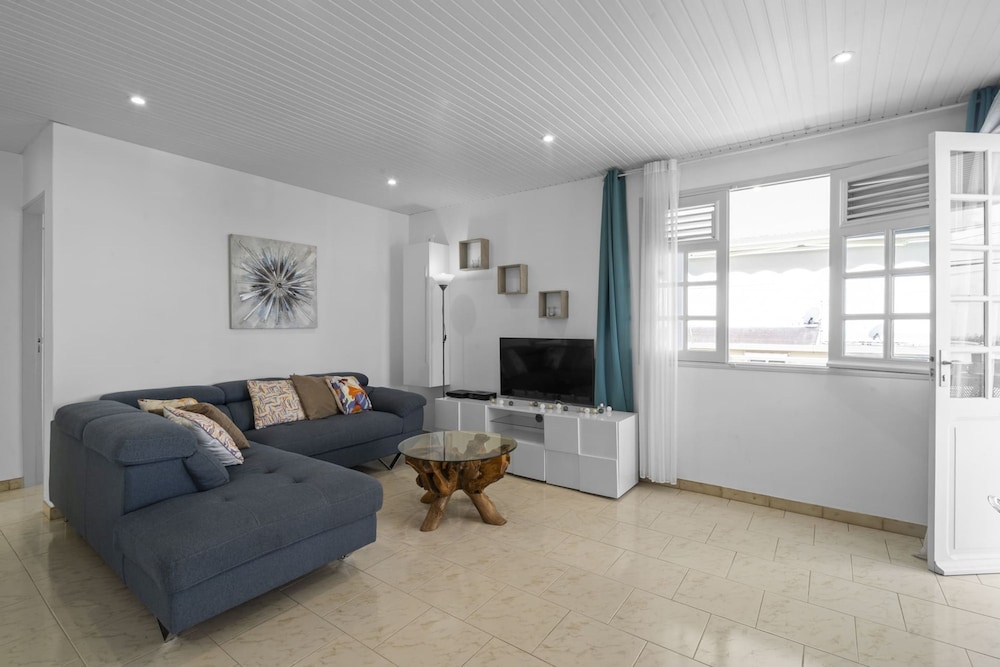 Villa photo 1