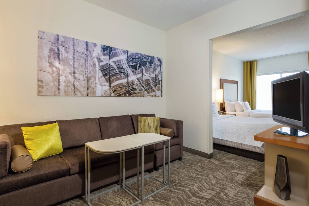 Suite, 2 Double Beds - Photo 1