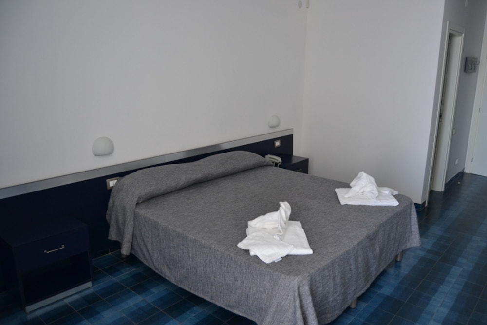 Standard Room photo 1