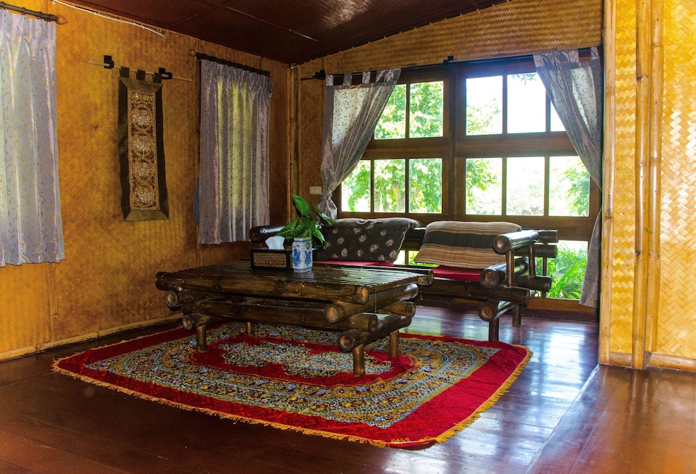 2 Bedrooms Villa (No Kitchen) photo 3