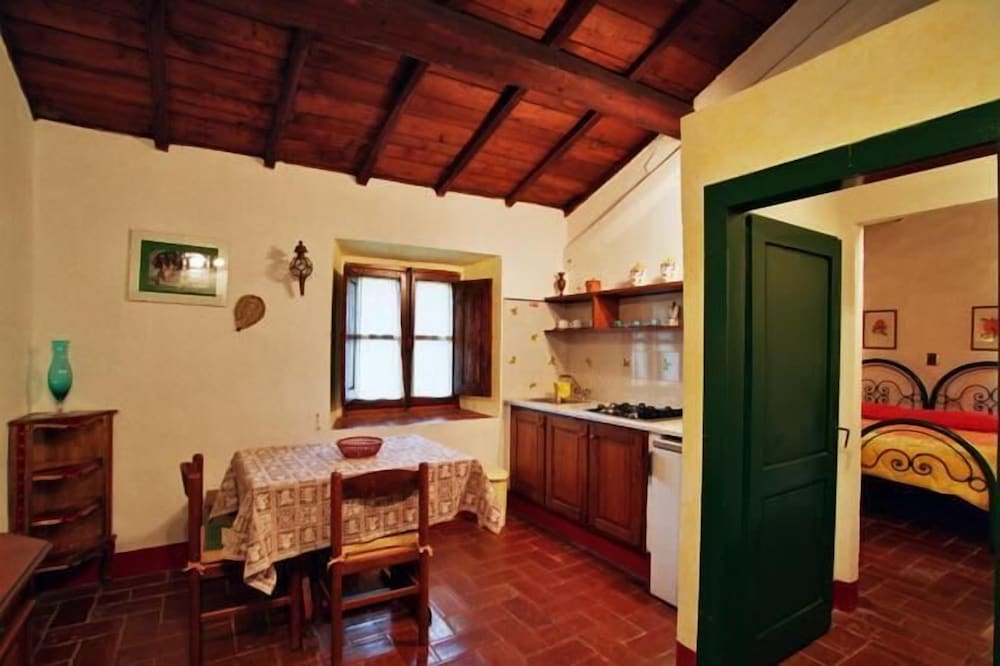 Apartment Montrago photo 2