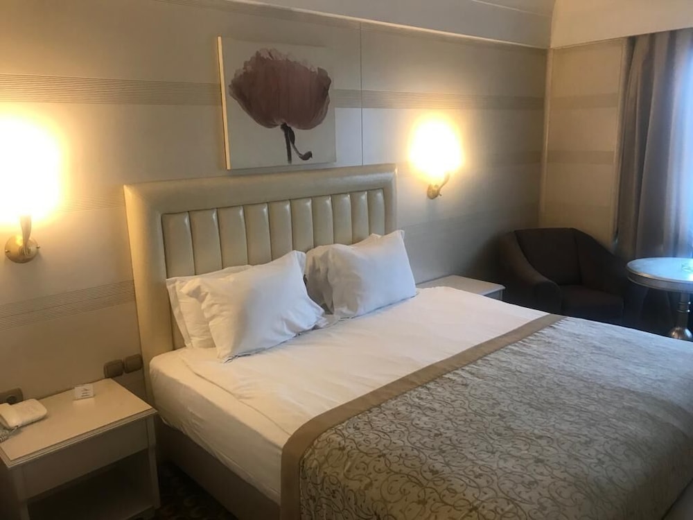 Grand Suite, 1 Bedroom photo 2