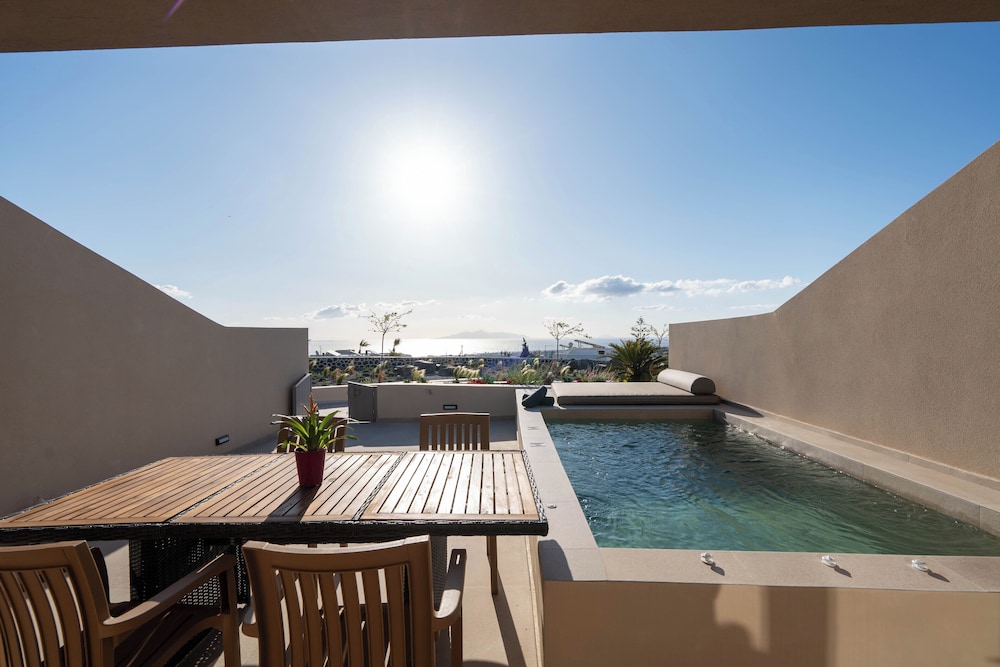 Superb Suite with Sea View & Private Pool