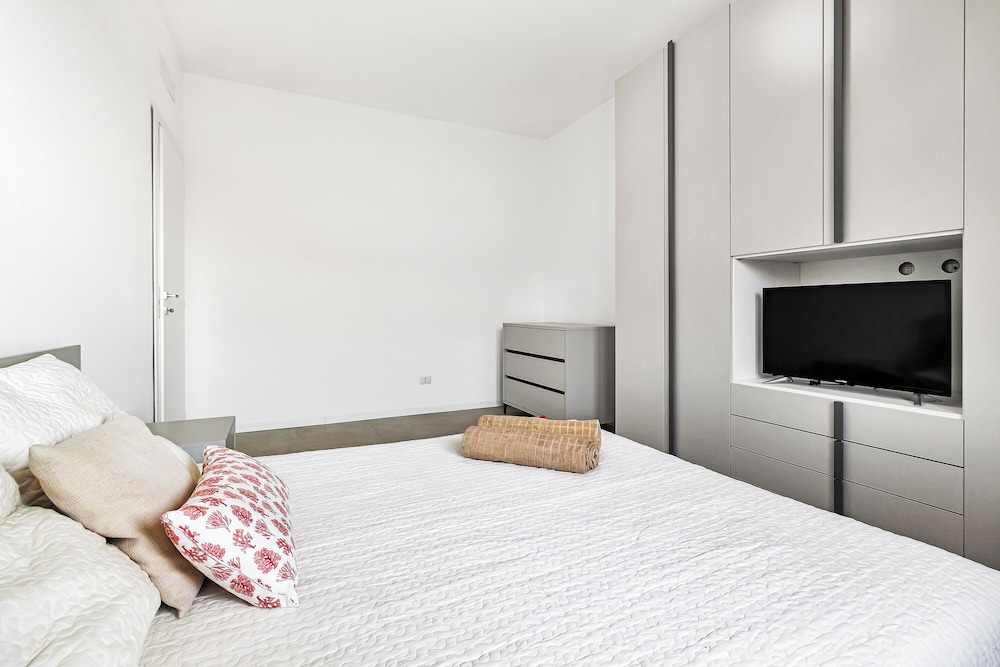 Apartment, 2 Bedrooms, Balcony