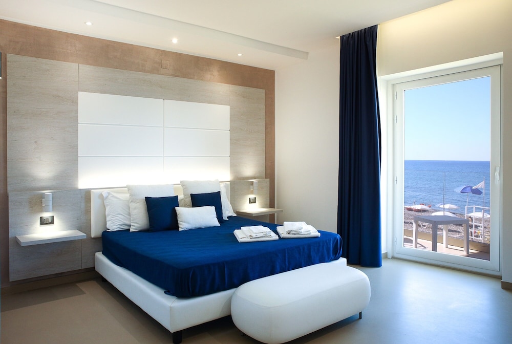 Standard Quadruple Room - Photo 1