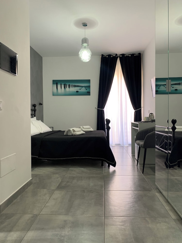 Design Double Room photo 1
