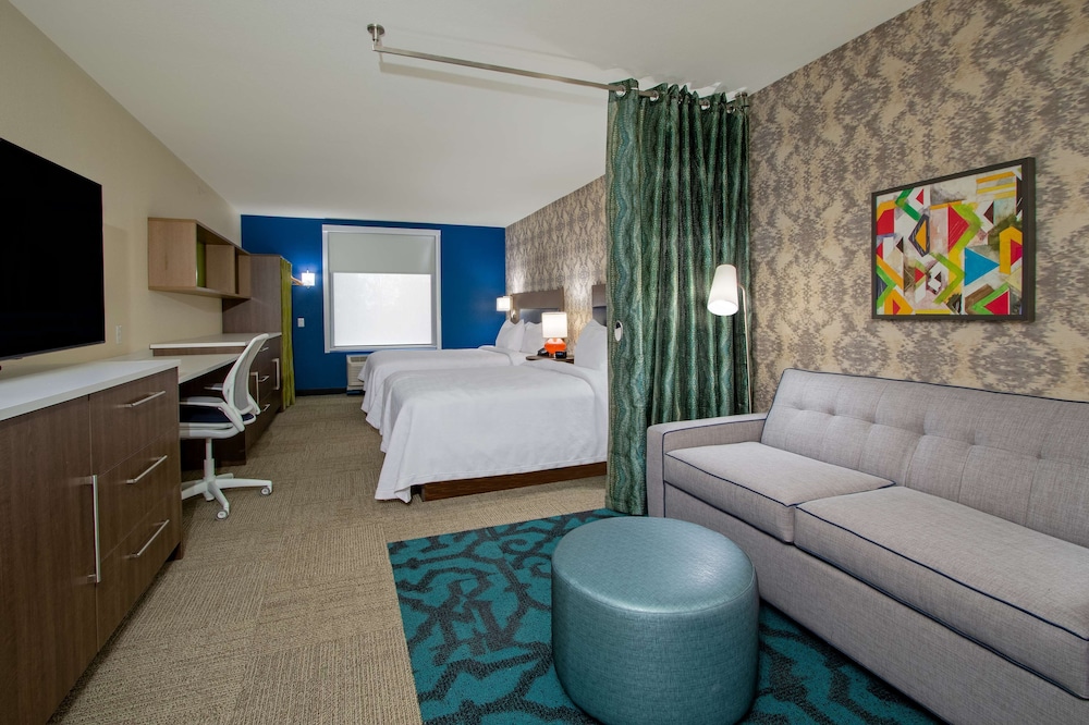 Studio, 2 Queen Beds