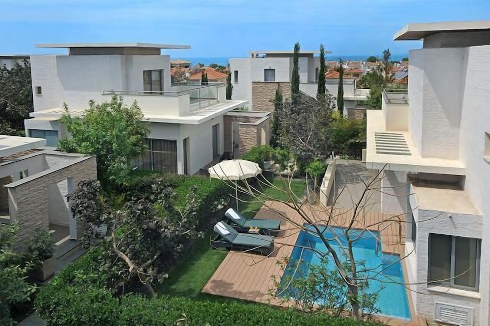 Villa, 1 Bedroom, Jetted Tub, Poolside - Photo 13