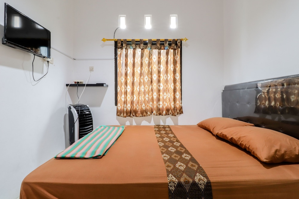Standard Double Room - Photo 10
