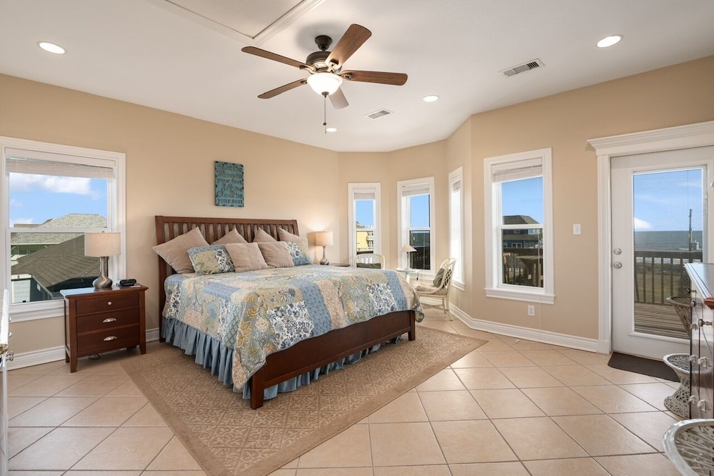 House, 3 Bedrooms photo 2