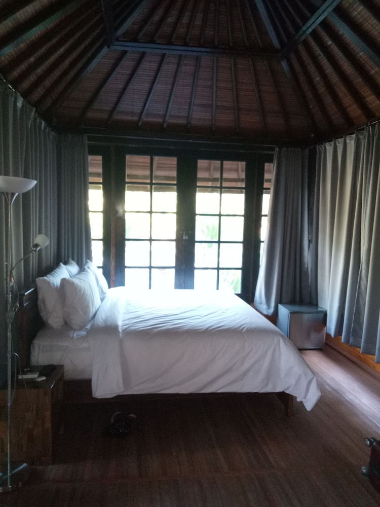 Honeymoon Single Room, 1 Bedroom, Courtyard View, Poolside photo 3