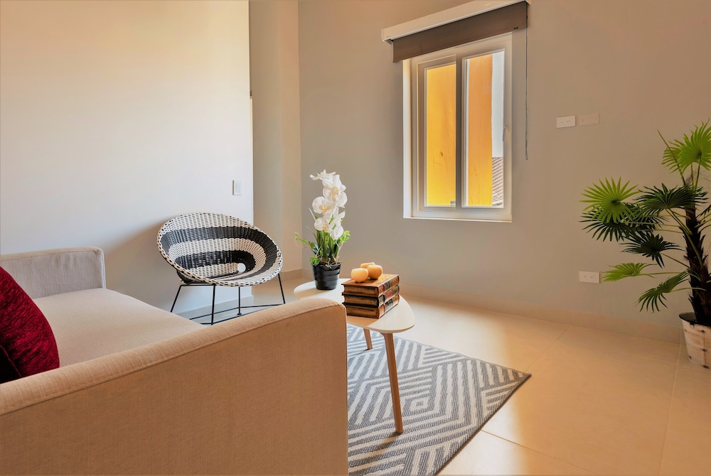 Signature Apartment, Multiple Beds, Non Smoking photo 3