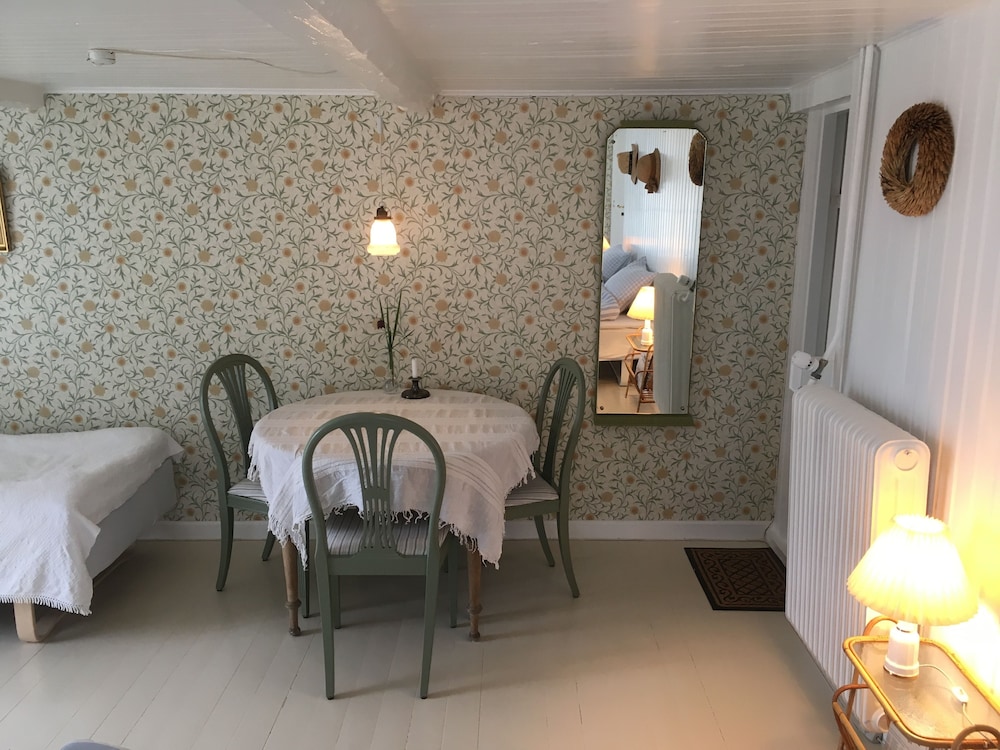 Quadruple Room, Shared Bathroom, Poolside (Værelse 1) photo 2
