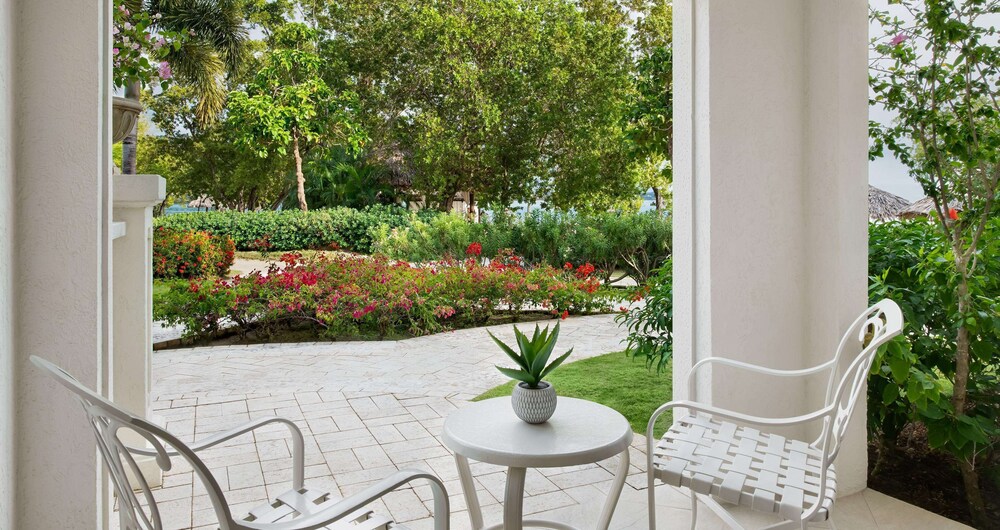 Honeymoon Room, 1 Bedroom, Ocean View (Silve Sun Walkout Honeymoon Suite)