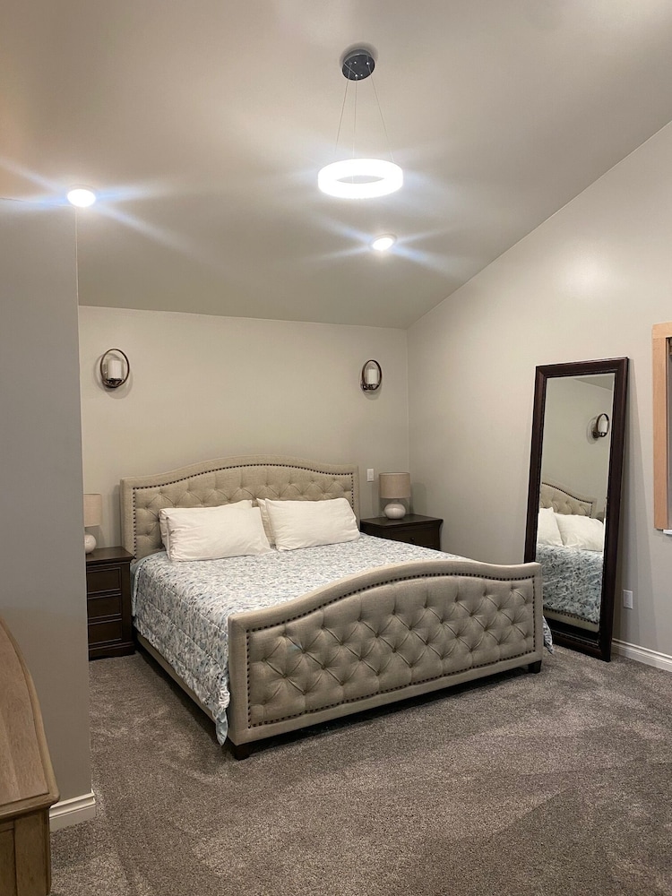 Luxury Chalet, 2 Bedrooms - Photo 2