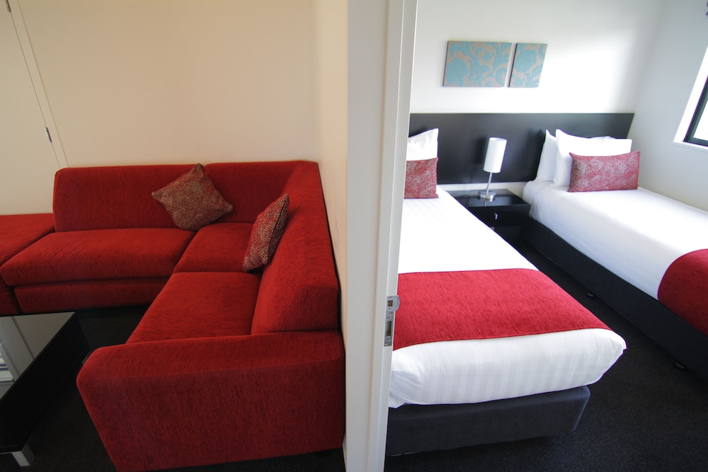 Executive Apartment, 2 Bedrooms - Photo 3