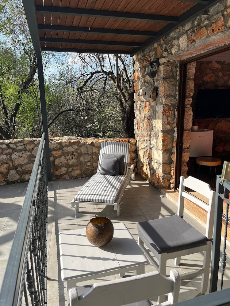 Standard Double Room, 1 Queen Bed, Garden View photo 3