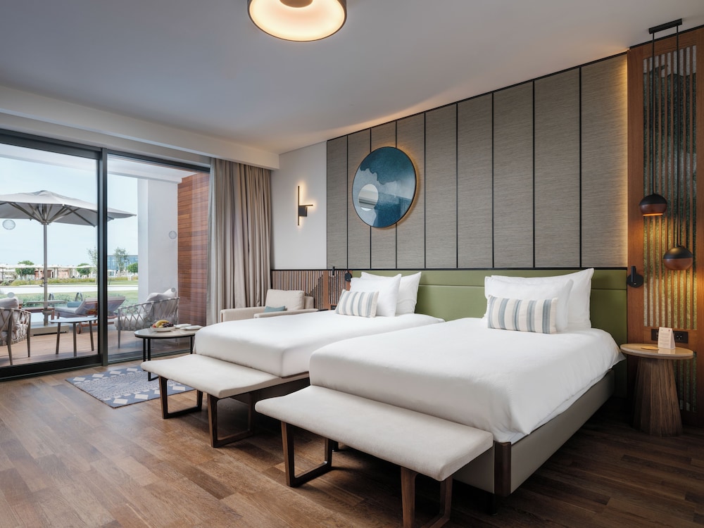 Deluxe Room Sea View (Community Zone)