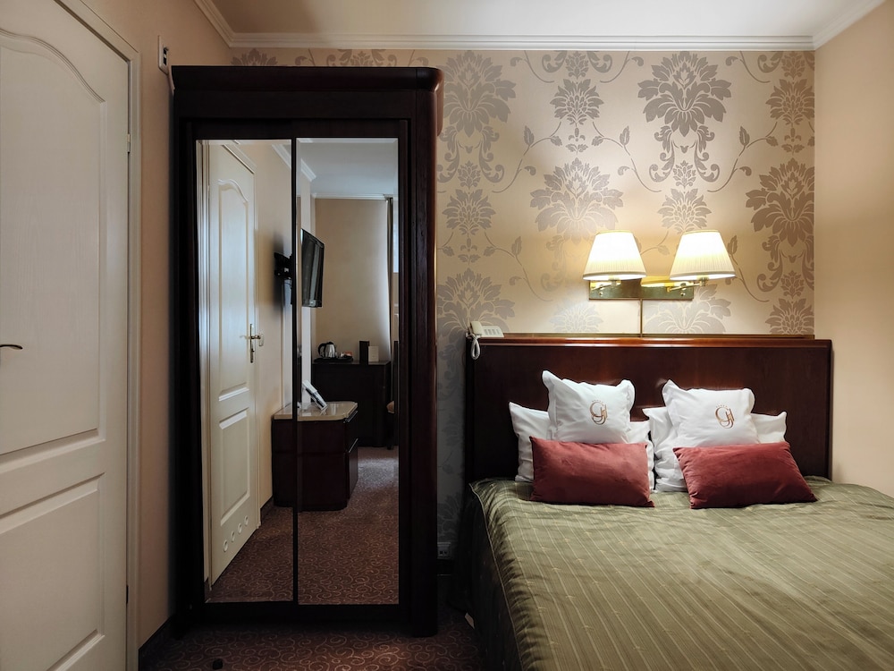 Economy Room - Photo 4