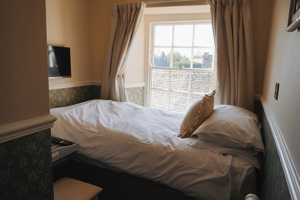 Economy Single Room