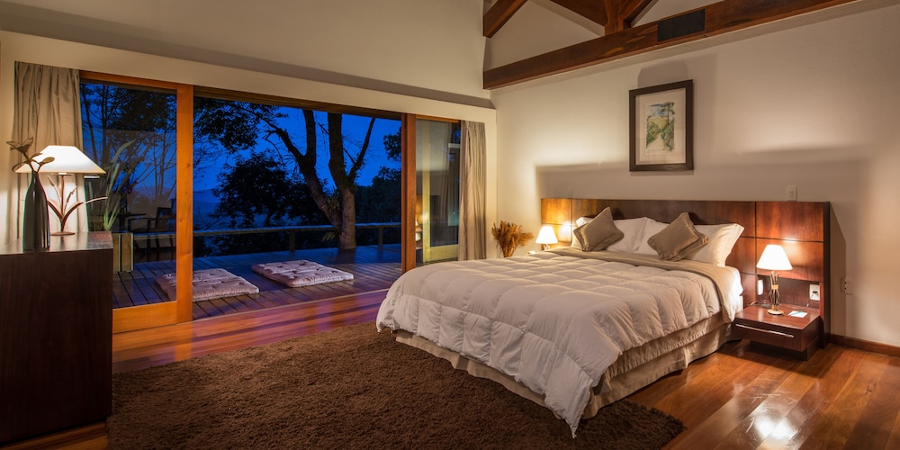 Honeymoon Suite, Patio, Garden View photo 3