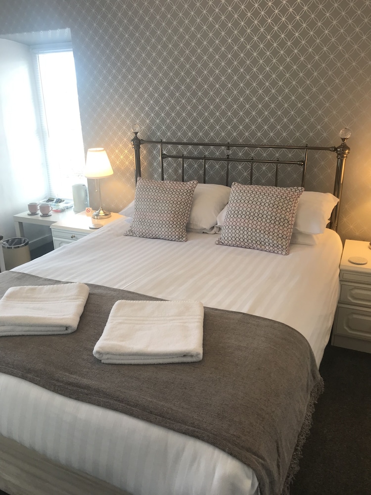 Standard Double Room (Room 2 1st Floor) photo 3