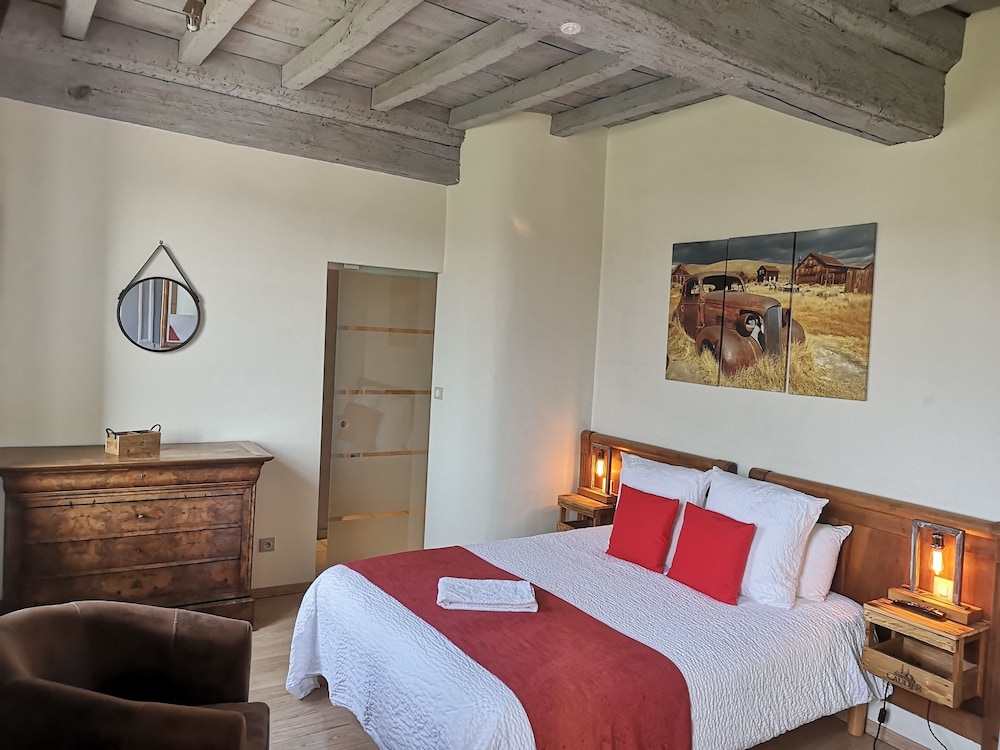 Deluxe Double Room, Private Bathroom, Garden View (LA DOUELLE) photo 2