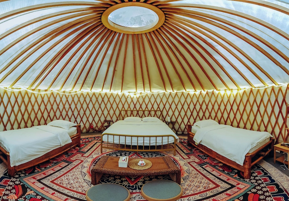 Yurt 6 photo 1