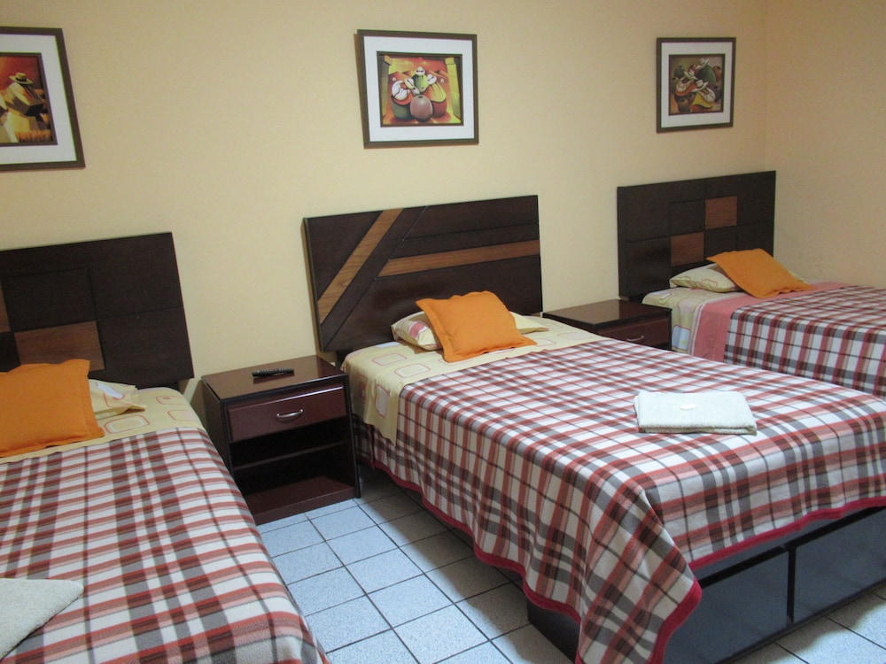 Classic Triple Room photo 2