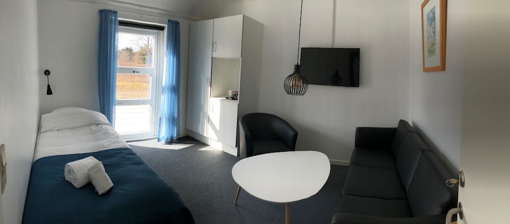 Junior Suite, 2 Bedrooms, Patio, Garden Area photo 2