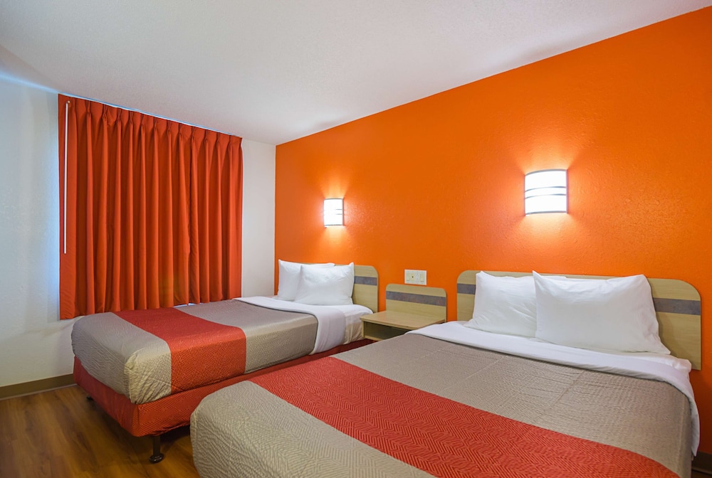 Deluxe Room, 2 Double Beds, Non Smoking, Refrigerator photo 2