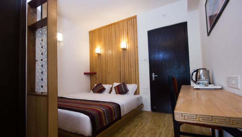 Standard Room - Photo 4