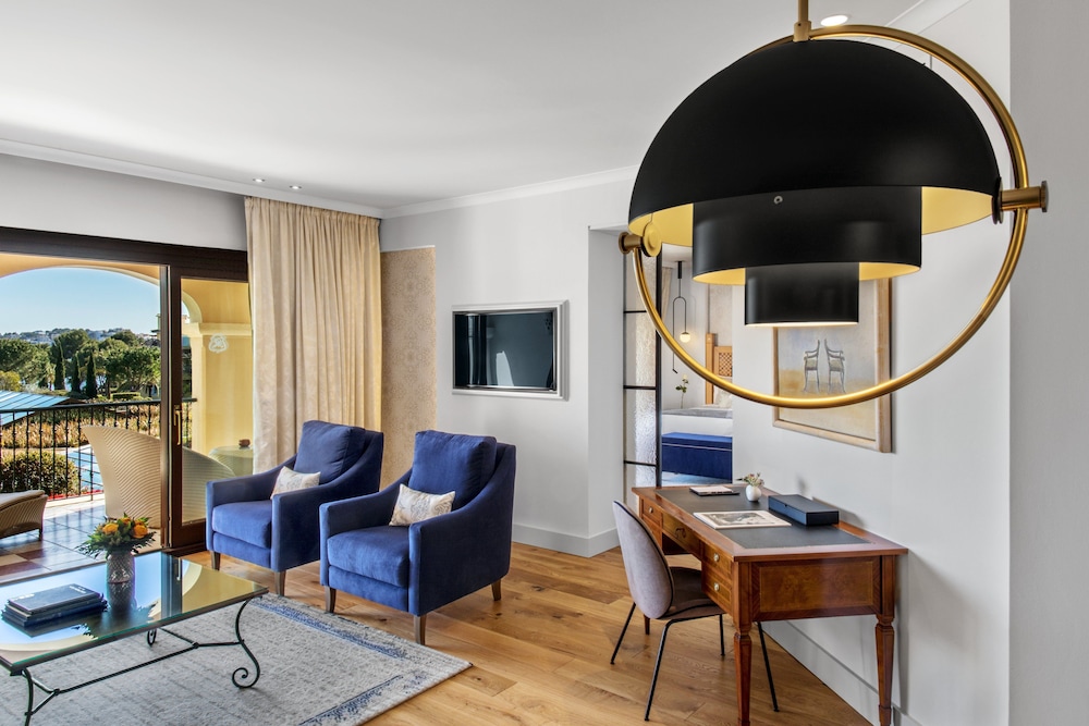 St. Regis 1 Bedroom Residence Suite, 1 King Bed