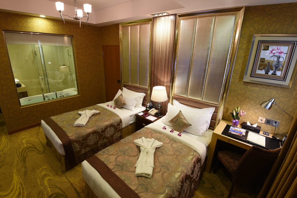 Executive Room, 2 Twin Beds, Non Smoking, City View photo 2