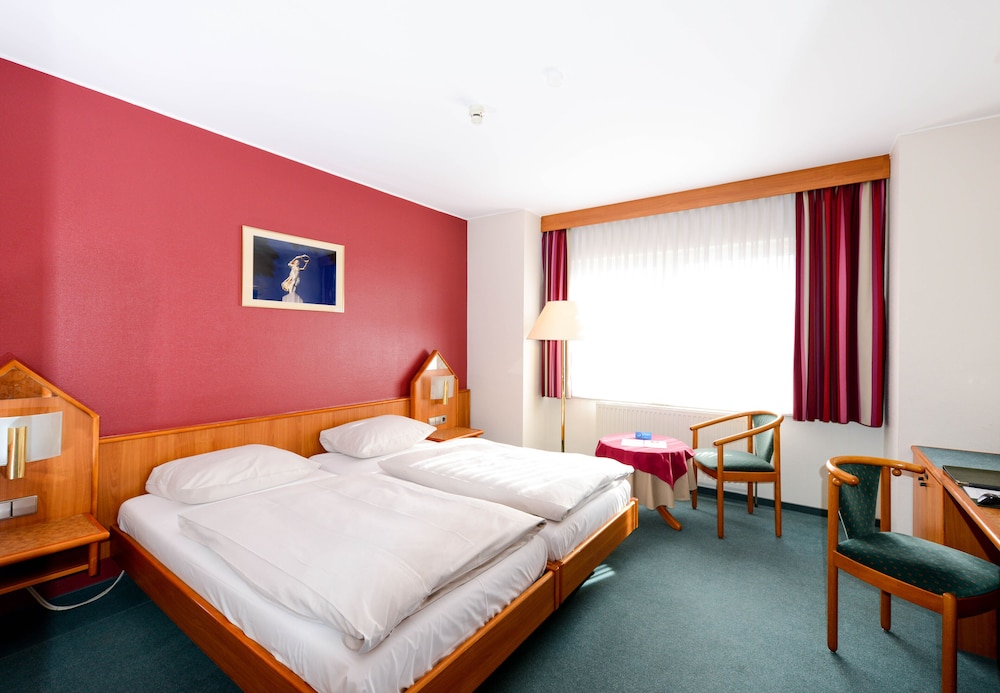 Standard Twin Room photo 1