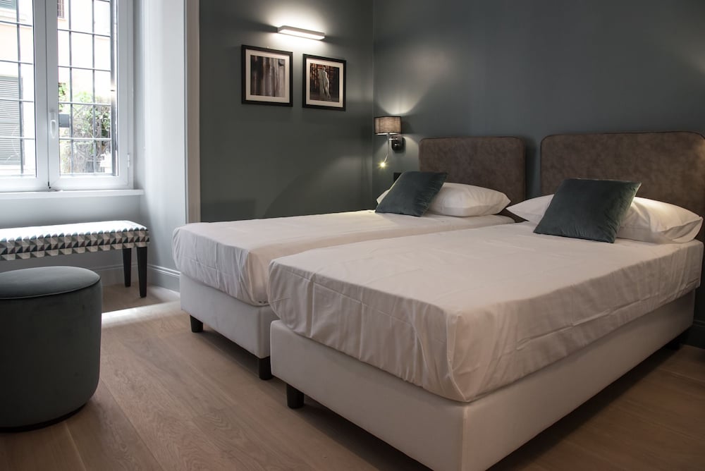 Standard Double or Twin Room, Connecting Rooms photo 2