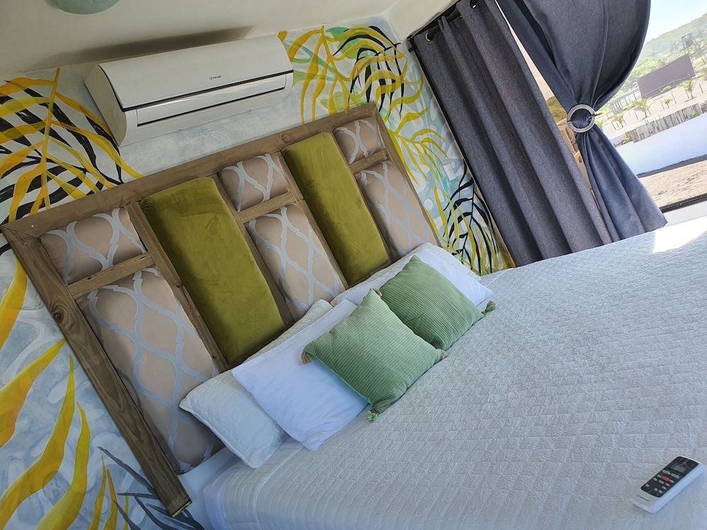 Double Room, Ocean View photo 2